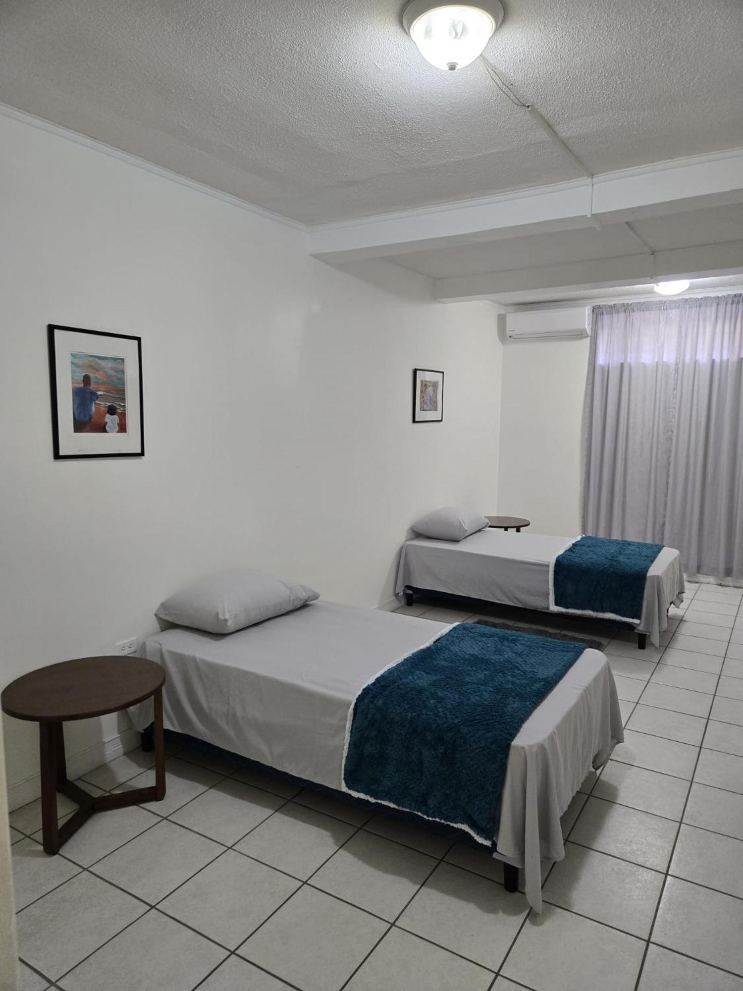 Maraval Townhouse - Haleland Park Sleeps 5 La Finette Ngoại thất bức ảnh